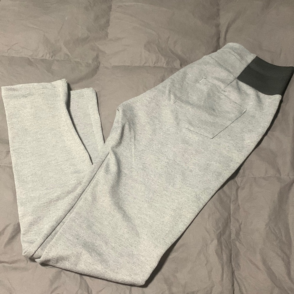 Gray w/ Black stretch pants